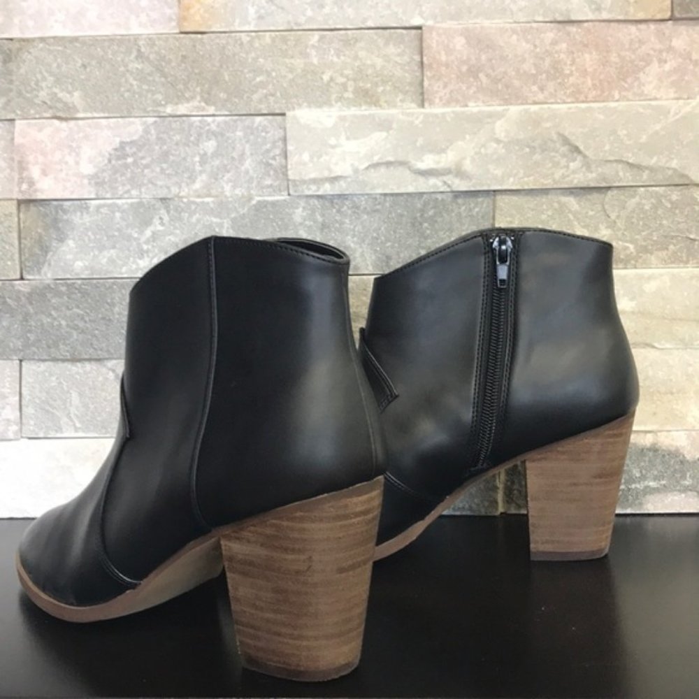 BP. Block Heel Bootie - Picture 4 of 10